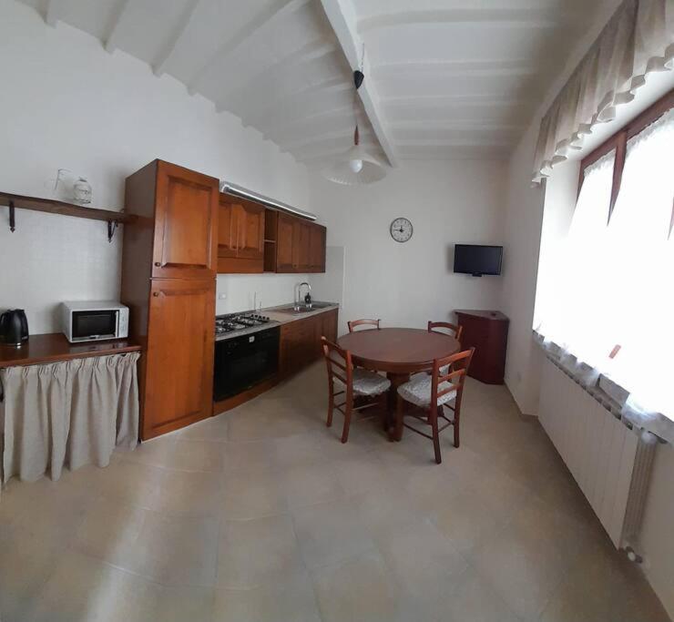 La Casina Di Guido Apartman Chianni Kültér fotó